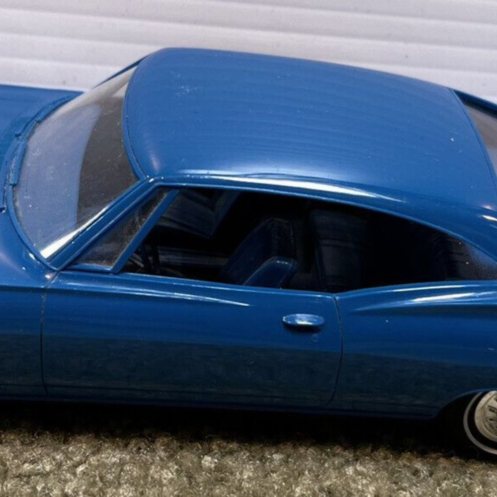 1/25 Scale 1967 AMT 8.5” Chevrolet Impala  Dealer Car 2 Door  Chevy SS Hardtop